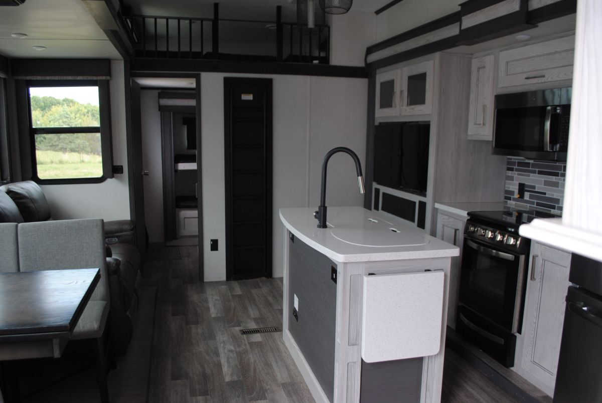 2019 KEYSTONE COUGAR Lakewood RV Sales Downing, MO